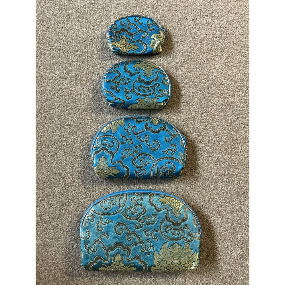 Makeup/ Coin Change Purse Wallet Set of 4 Different Sizes Blue Paisley